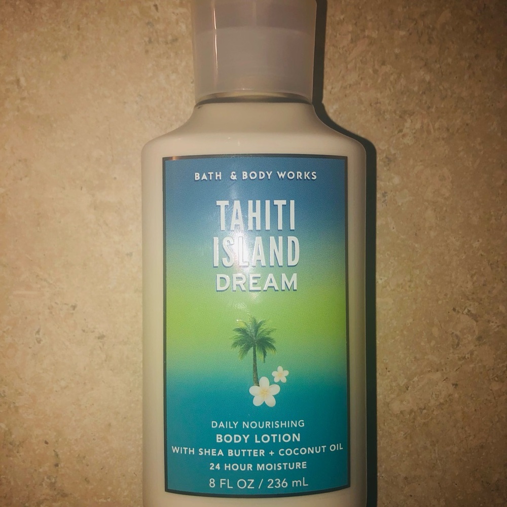Bath & Body Works Tahiti Island Dream Body Lotion - White